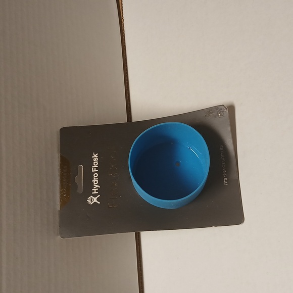 Hydro Flask Flex Boot blue fits 12 24oz nwt - Picture 1 of 5